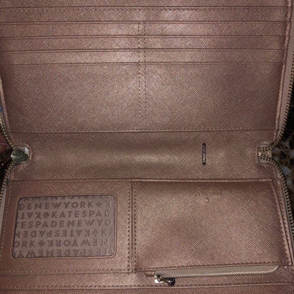 Kate Spade Wallet - Picture 3 of 3
